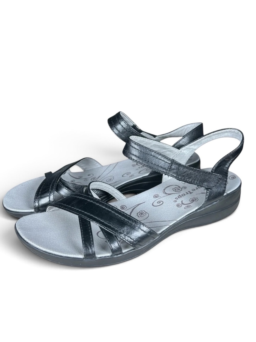 BareTraps Jazzily Women's Black leather Sandals, size 8